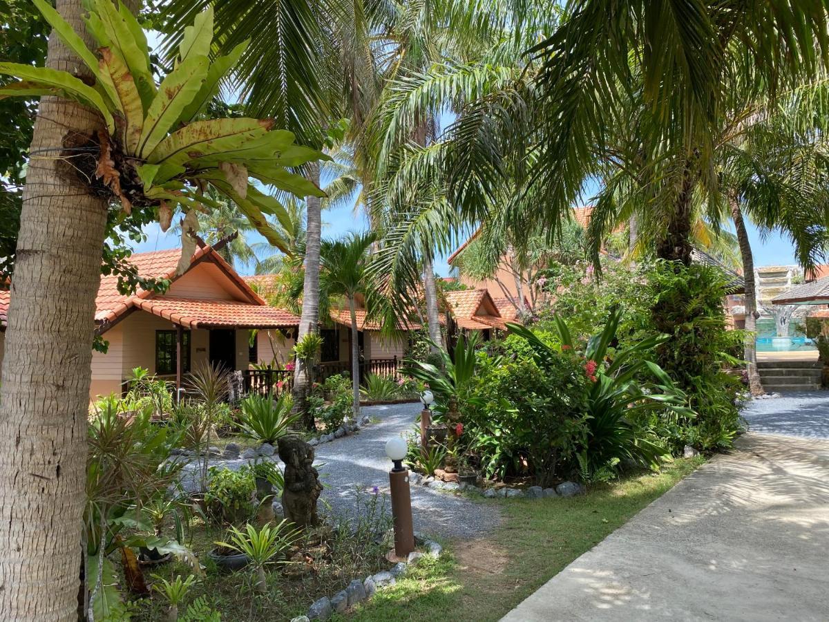 Laguna Beach Club Resort Koh Lanta Exterior photo