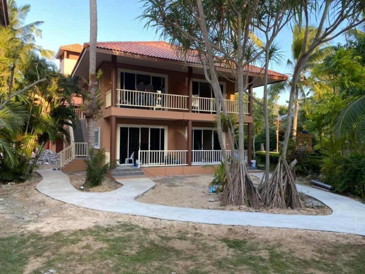 Laguna Beach Club Resort Koh Lanta Exterior photo