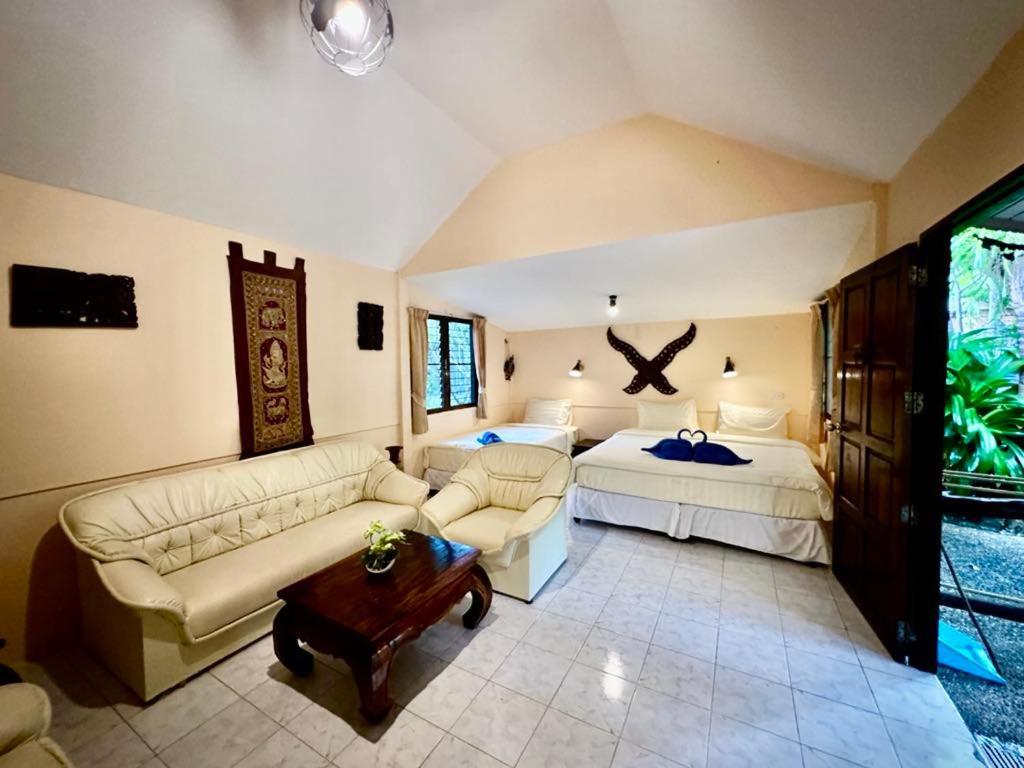 Laguna Beach Club Resort Koh Lanta Room photo